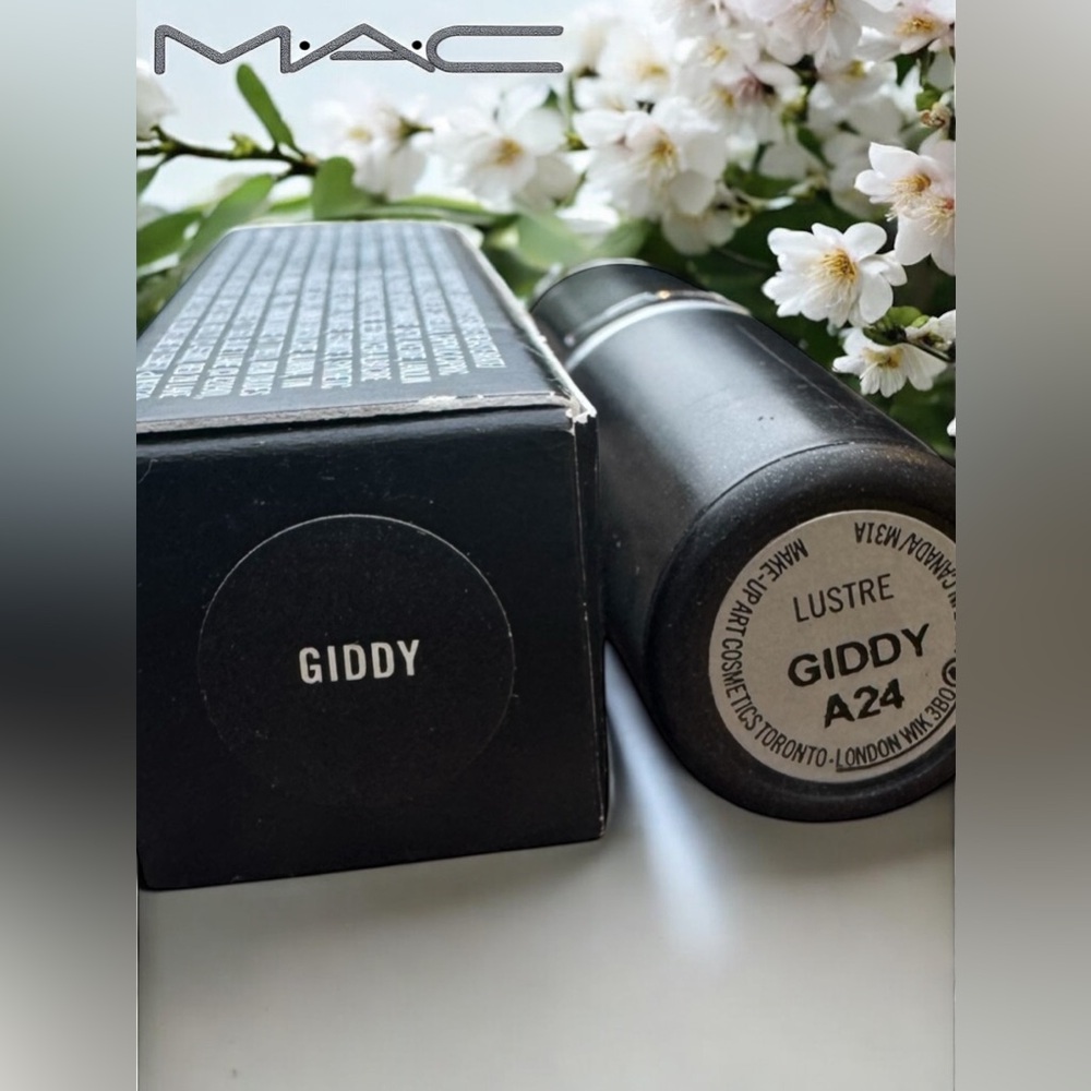 MAC GIDDY Lustre Lipstick. NEW IN BOX. - Picture 13 of 13